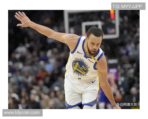 勇士赛场爆发小插曲，裁判如何处理？